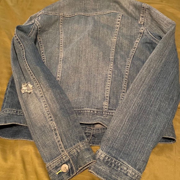 Jean jacket - Picture 2 of 3